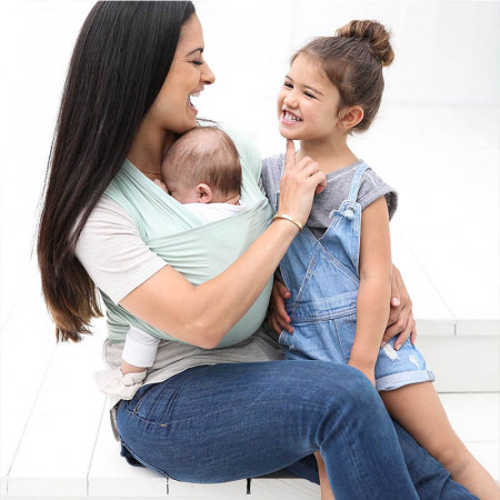 ergobaby AURA Fular portabebe en el color salvia