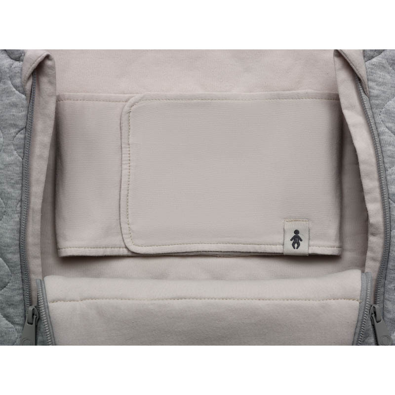 saco para silla recién nacido de Bugaboo en el color light grey melange