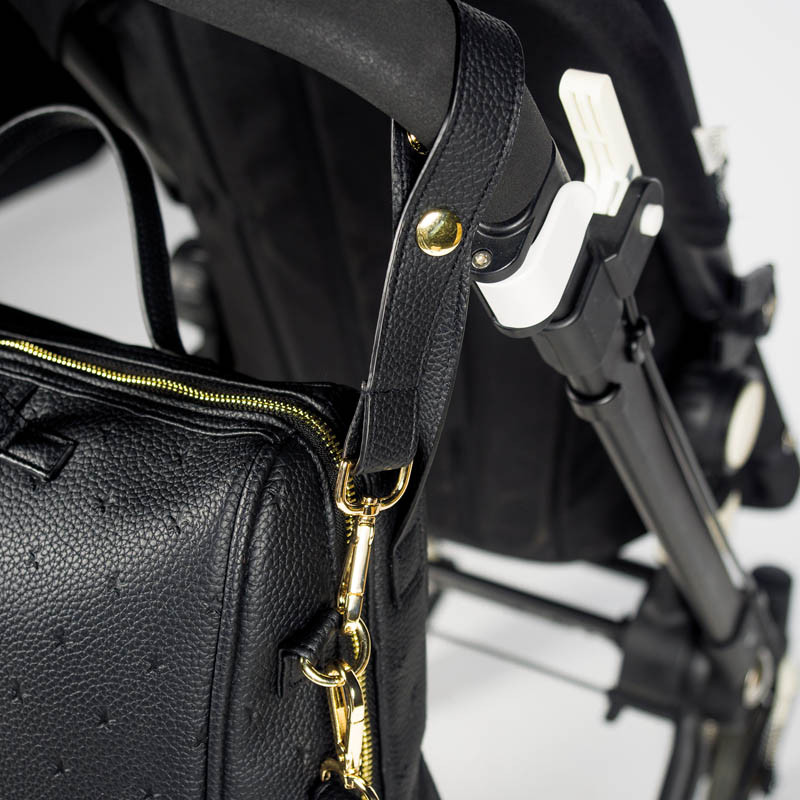 Bolso de paseo London de Pasito a Pasito, con asas cortas para colgar en el cochecito de tu bebé.