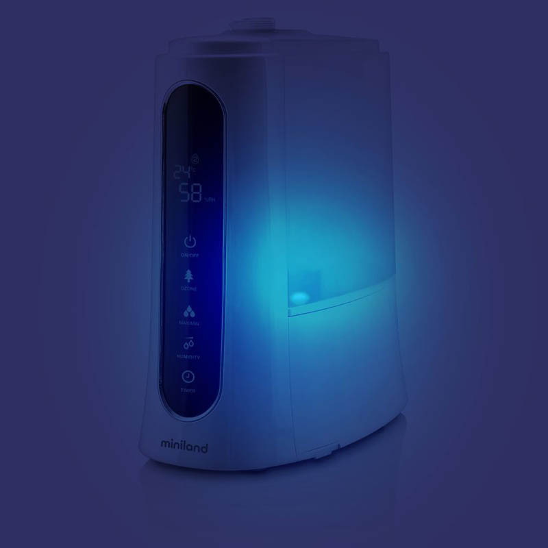 Humidificador Humitouch Pure de Miniland. Incluye una luz de compañía de color azul que puedes encender y apagar fácilmente.