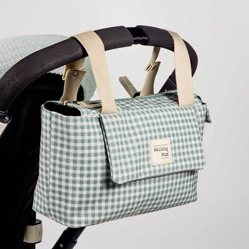 Bolso organizador I love vichy de Walking Mum fabricado en material resistente y de fácil limpieza a mano o a máquina a 30 °C.