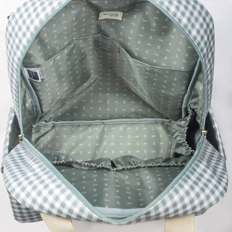 Mochila de la Colección I love vichy de Walking Mum. Gran calidad y mucho estilo.
