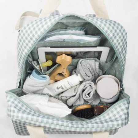 Mochila de la Colección I love vichy de Walking Mum, muy ligero, resistente y de gran capacidad.