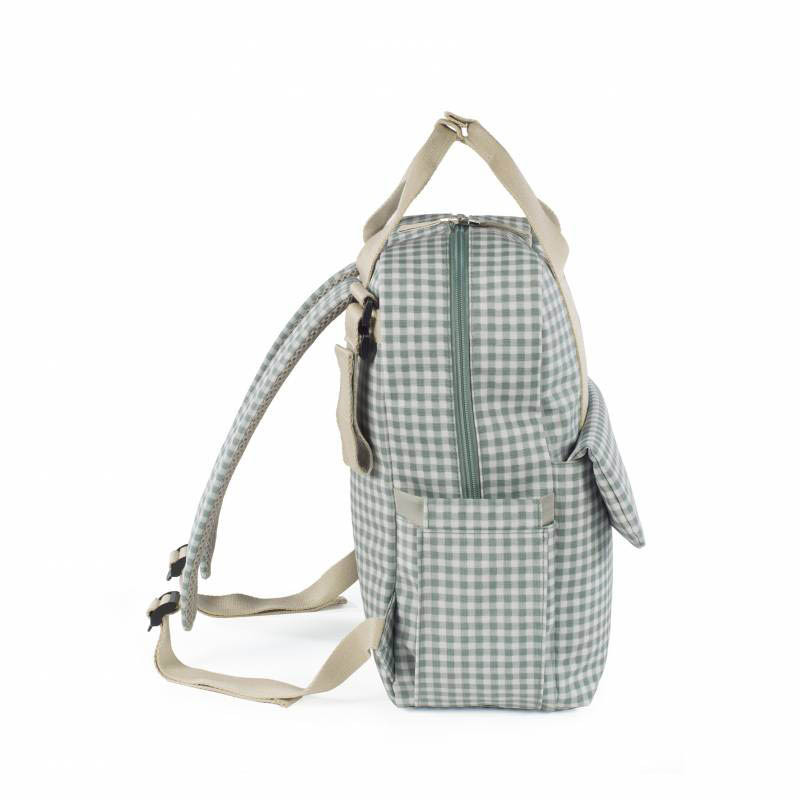 Mochila de la Colección I love vichy de Walking Mum, ideal para llevar tus cosas y las de tu bebé a todos sus paseos.