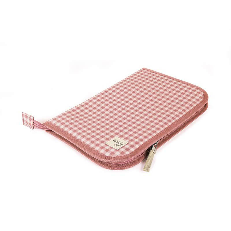 Portadocumentos de la colección I Love Vichy de Walking Mum, color rosa.