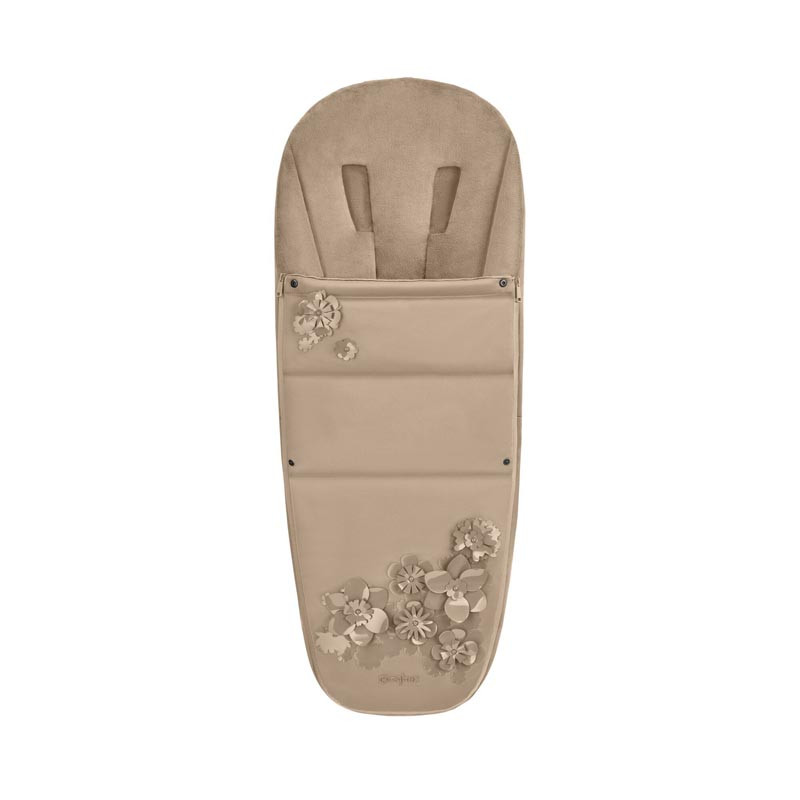 saco para silla de paseo de la colección simply flowers de cybex en el color nude beige