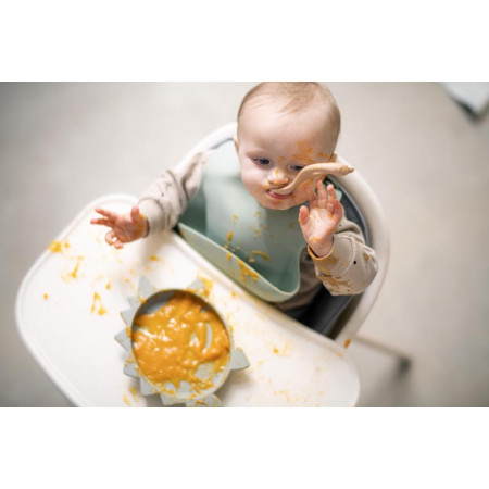 trona moa de maxi cosi en el color beyond white