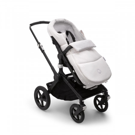 saco para silla de paseo de bugaboo en el color blanco fresco