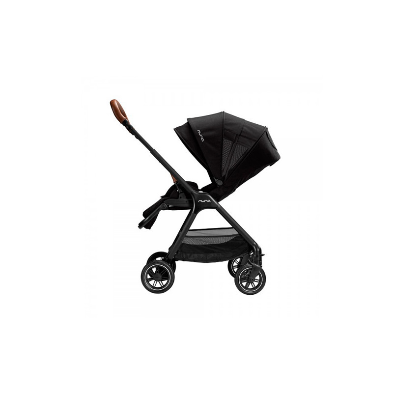 Duo cochecito Triv de Nuna, con capota impermeable extensible con protección solar UPF50+.