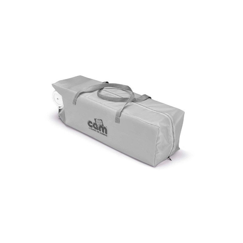 Cuna de viaje Darly Dolci Sogni de CAM, plagado compacto que encaja perfectamente en su bolsa de transporte.