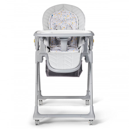 Trona y hamaca Lastree 2 en 1 de Kinderkraft, con asiento amplio y suave con un inserto y cinturones de 5 puntos.