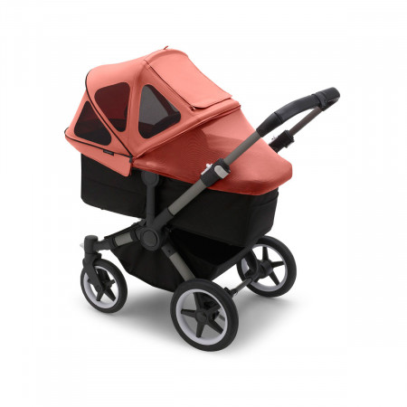 Capota ventilada 2022 Donkey Bugaboo,  mosquitera integrada que se adapta al capazo y a la silla de paseo.