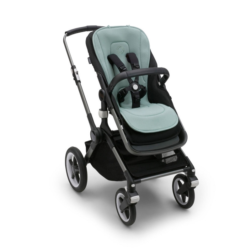 Colchoneta integral 2022 de Bugaboo, tejido súper suave con efecto Cooldry.