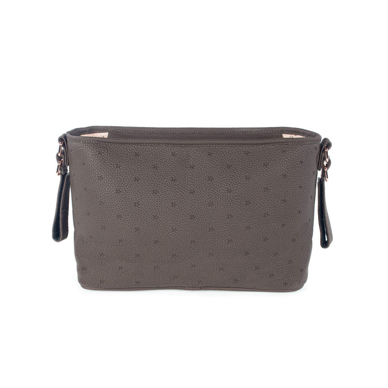 Bolso organizador London de pasito a pasito, con estrellas grabadas.
