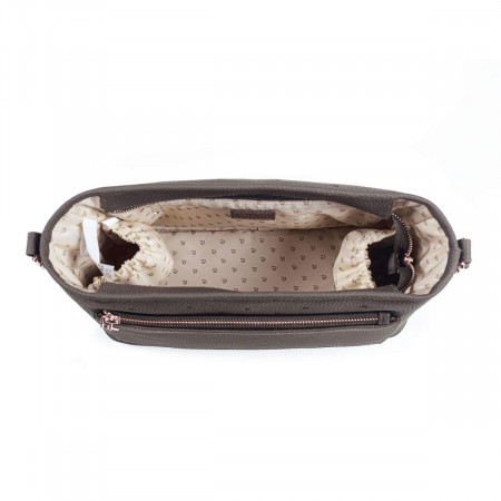 Bolso organizador London de pasito a pasito, interior vista desde arriba.