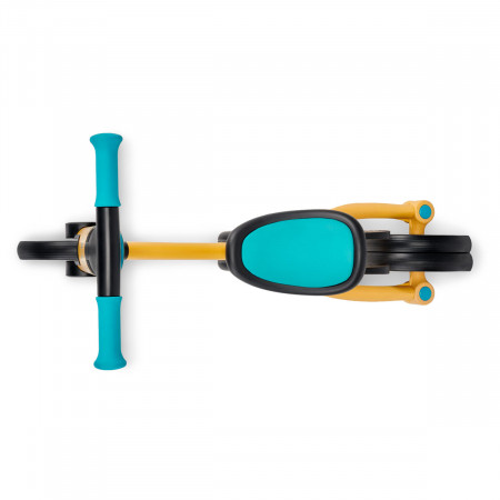 Triciclo 4TRIKE 3 en 1 de Kinderkraft puede convertirse en una bicicleta de equilibrio.