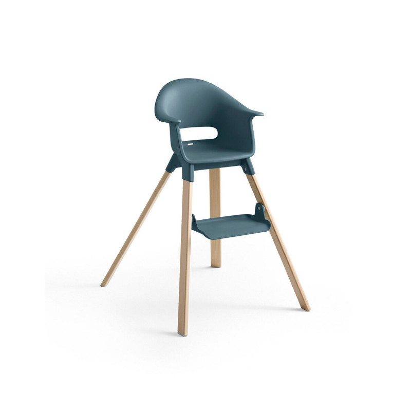 Trona Clikk de Stokke con un reposapiés ajustable en dos posiciones para una postura ergonómica y cómoda.