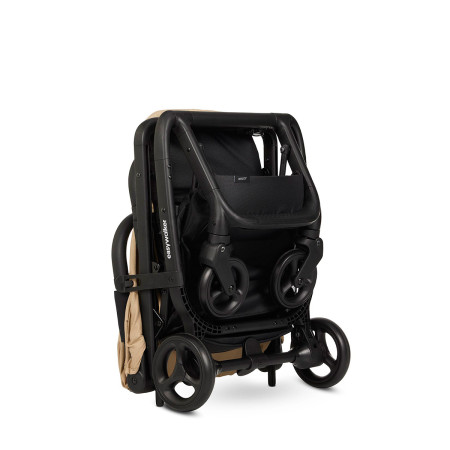 Silla de paseo Miley 2 de Easywalker. Plegado compacto, apta como equipaje de mano en la mayoría de las aerolíneas.