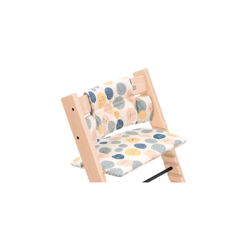Cojín para silla Tripp Trapp de Stokke en color soul system, colocado para silla.