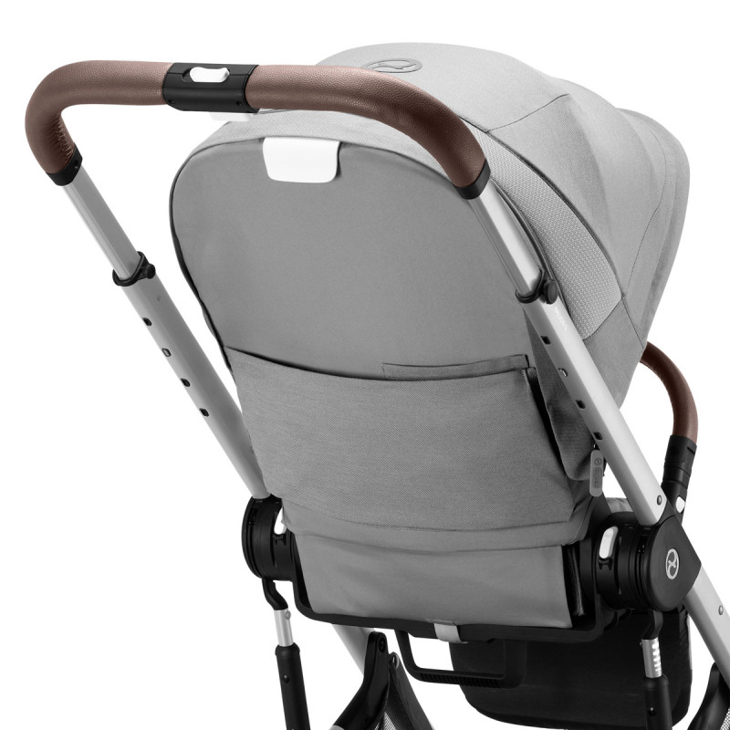 Silla de paseo Cybex Balios S Lux 2023, manillar ajustable en altura.