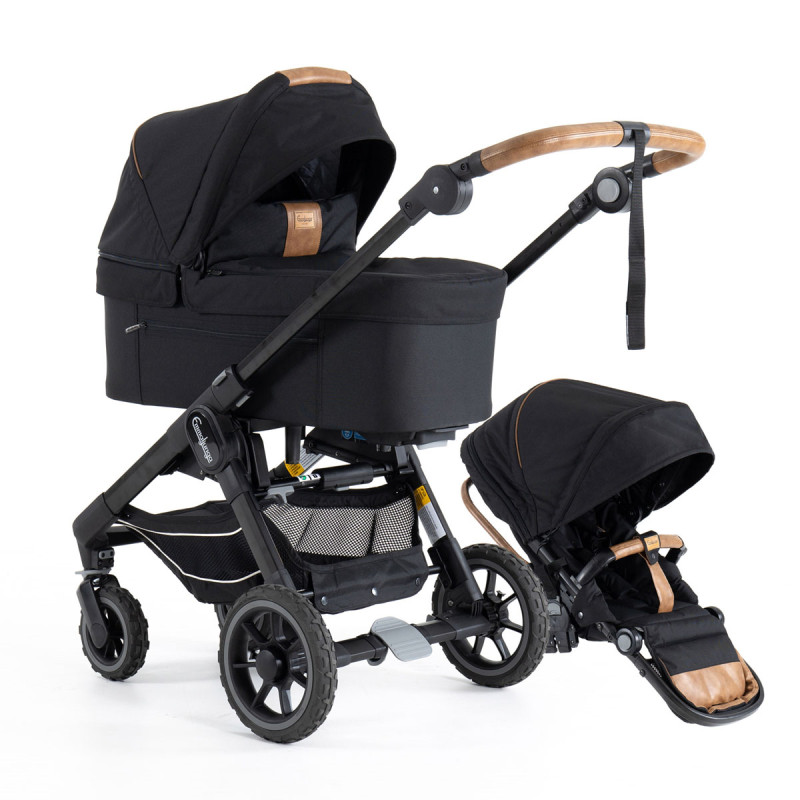 Cochecito dúo NXT60 ERGO de Emmaljunga en color OUTDOOR BLACK.