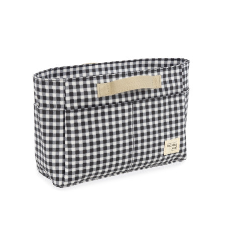 Neceser de la Colección I love vichy de Walking Mum en color negro.