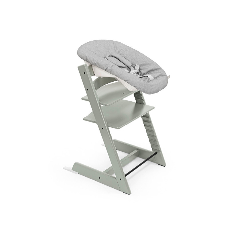 Pack de trona Tripp Trapp de Stokke con newborn set en color glacier green.