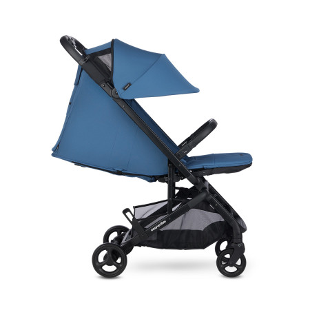 Silla de paseo Miley 2 de Easywalker. Con respaldo reclinable y reposapiés regulable.