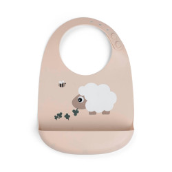 babero de silicona sheepy de done by deer en color arena