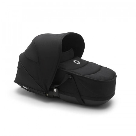 Bugaboo Bee6 con capazo en el color black. Capazo con capota