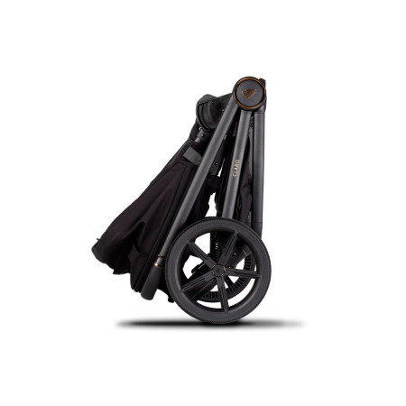 silla de paseo plegada del cochecito para bebé Claro de Venicci en color negro noir