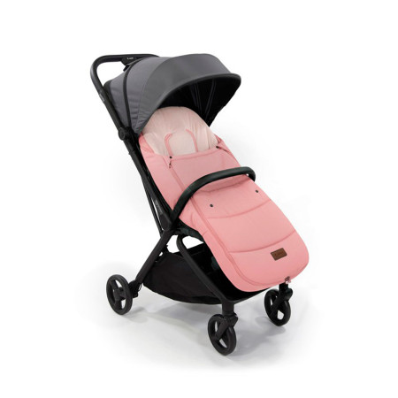 Saco de silla universal Dart de Jané para invierno en color rosa pale u09 colocado en silla