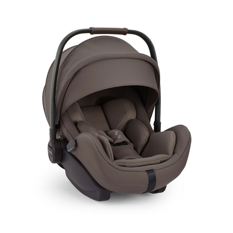 silla de coche arra flex de Nuna en color marrón chestnut