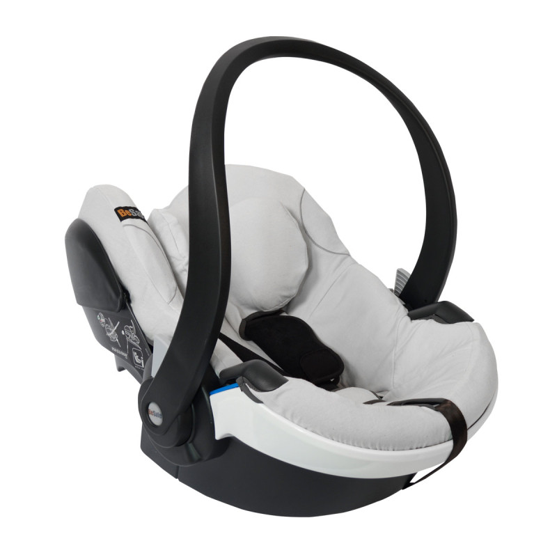 funda para la silla de coche Go Beyond² de Besafe hecha de bambú