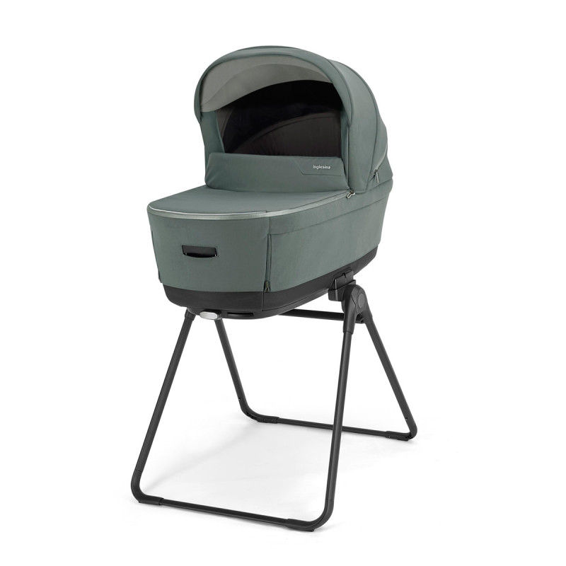 soporte para capazo del carrito Electa de Inglesina en gris studio grey