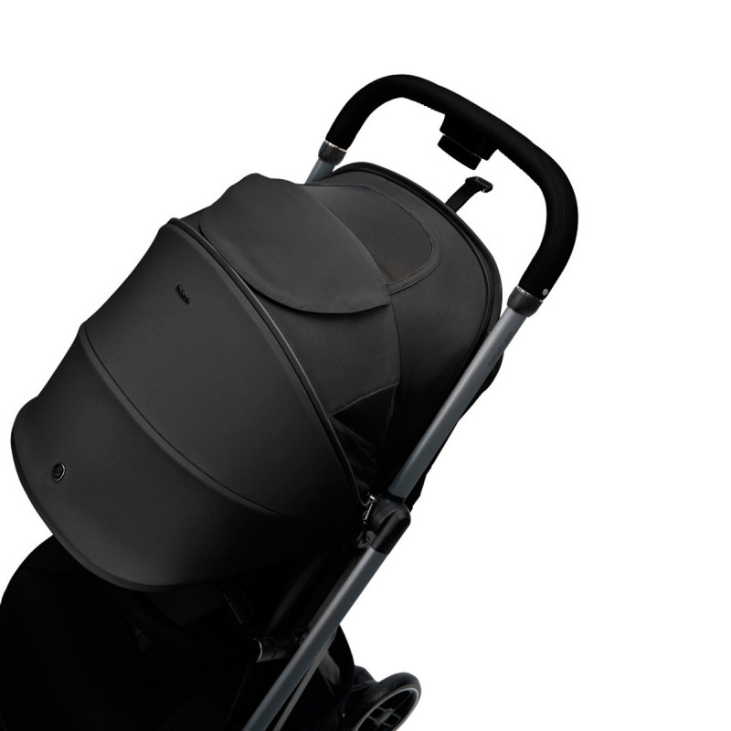 detalle de capota de silla de paseo Oxford Cabin de Maxi-Cosi en negro onyx black