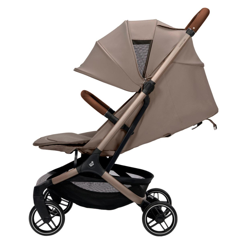 vista lateral de silla de paseo Oxford Cabin de Maxi-Cosi en marrón oak truffle