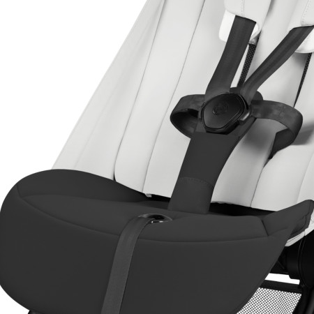 Silla de paseo ligera Cybex Coya Style ultracompacta desde nacimiento