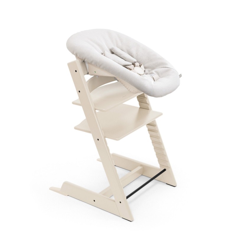 pack de trona tripp trapp de stokke en blanco vanilla white con newborn set